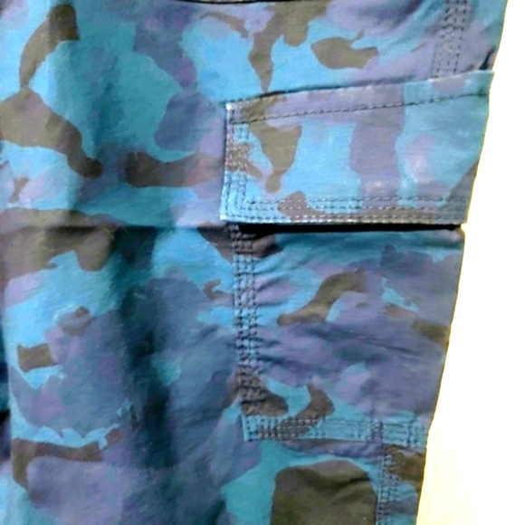 DKNY Jeans Women's Blue Camo Cargo Pants Size 12 - Picture 8 of 12